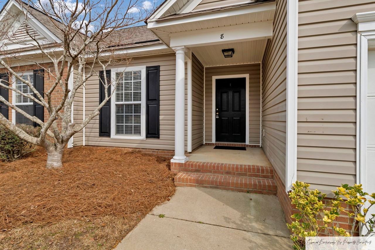 8 Whitewater Ct - Photo 2 of 28