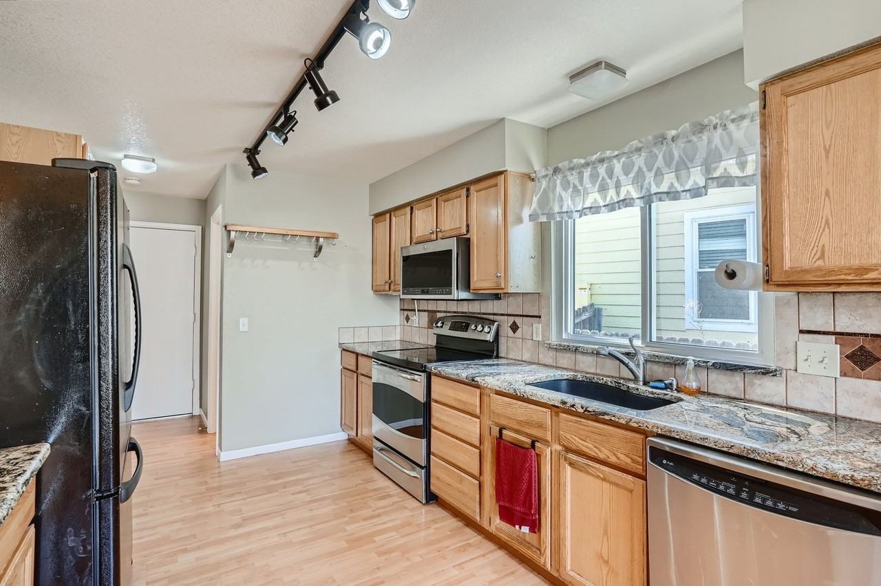 17309 Lindon Dr - Photo 6 of 14