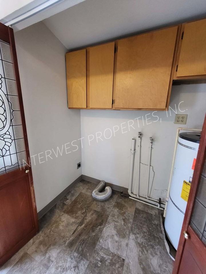 619 Ne 117th Ave - Photo 6 of 19