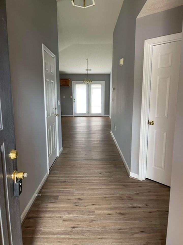 104 Cottage Cir Apt A - Photo 2 of 21