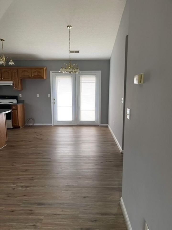 104 Cottage Cir Apt A - Photo 6 of 21