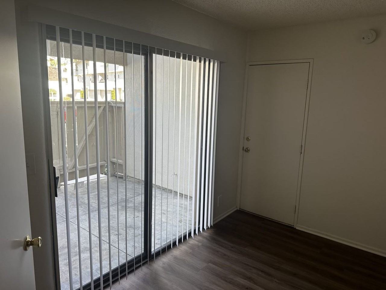 308 Mountain Ct - Photo 7 of 19