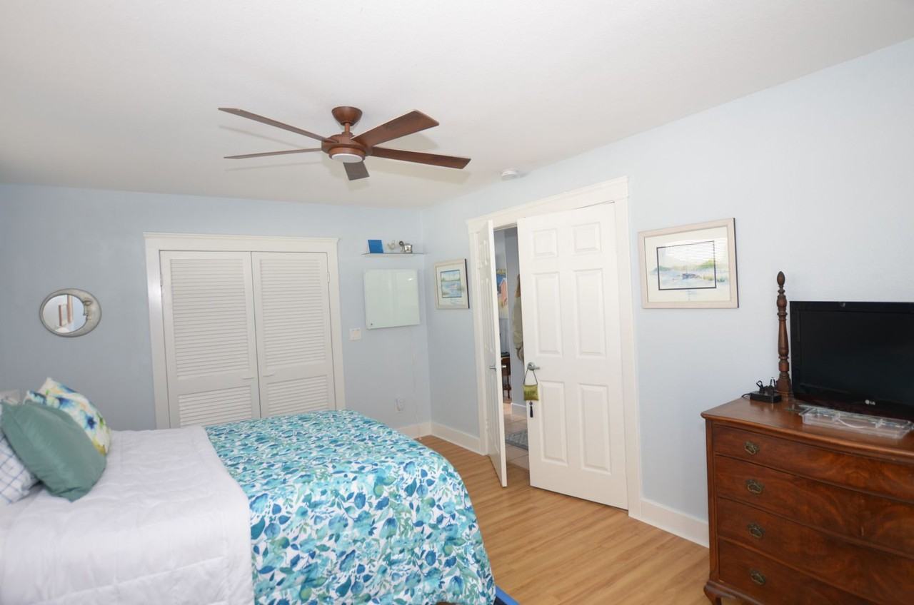 968 968 G Ave Guest House - Photo 6 of 14