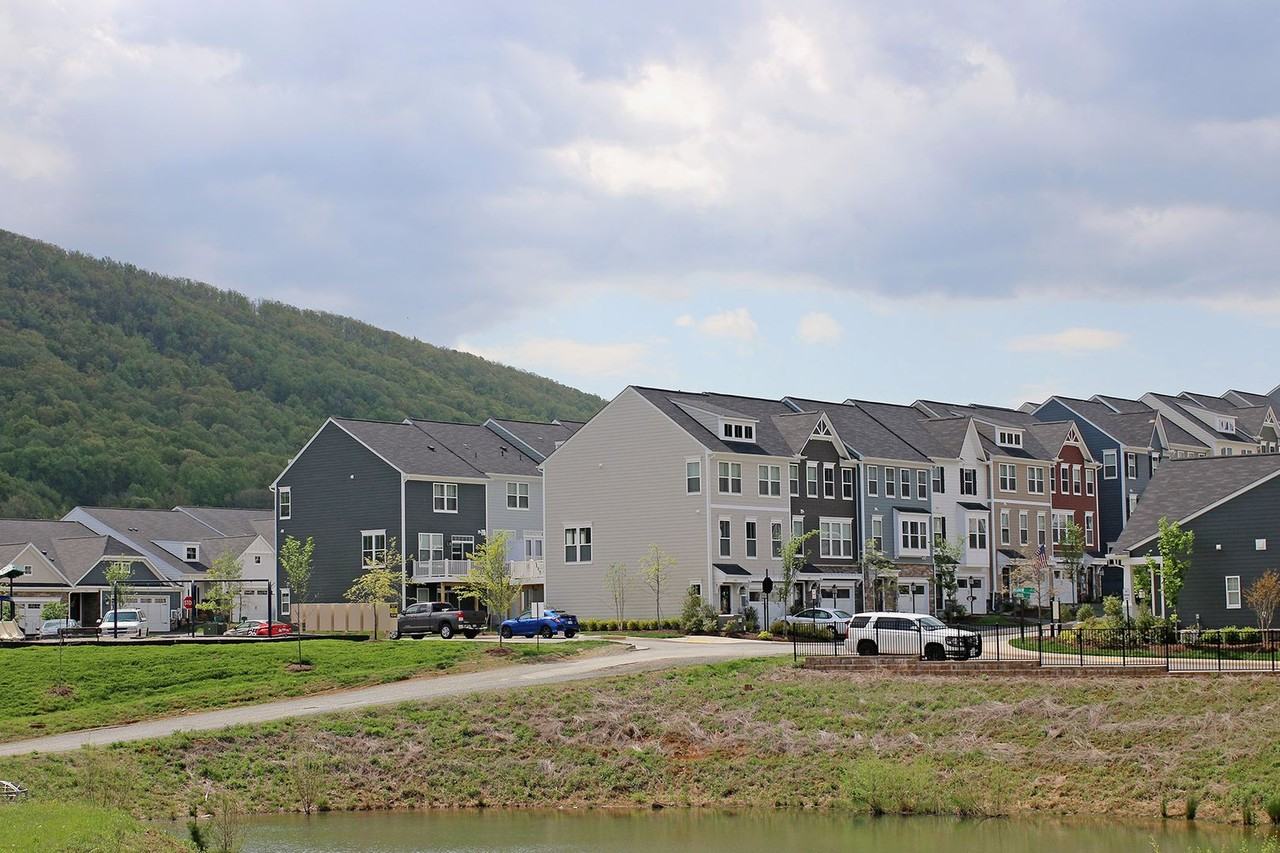 3207 Bergen St - Photo 2 of 30