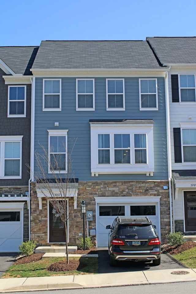 3207 Bergen St - Photo 3 of 30