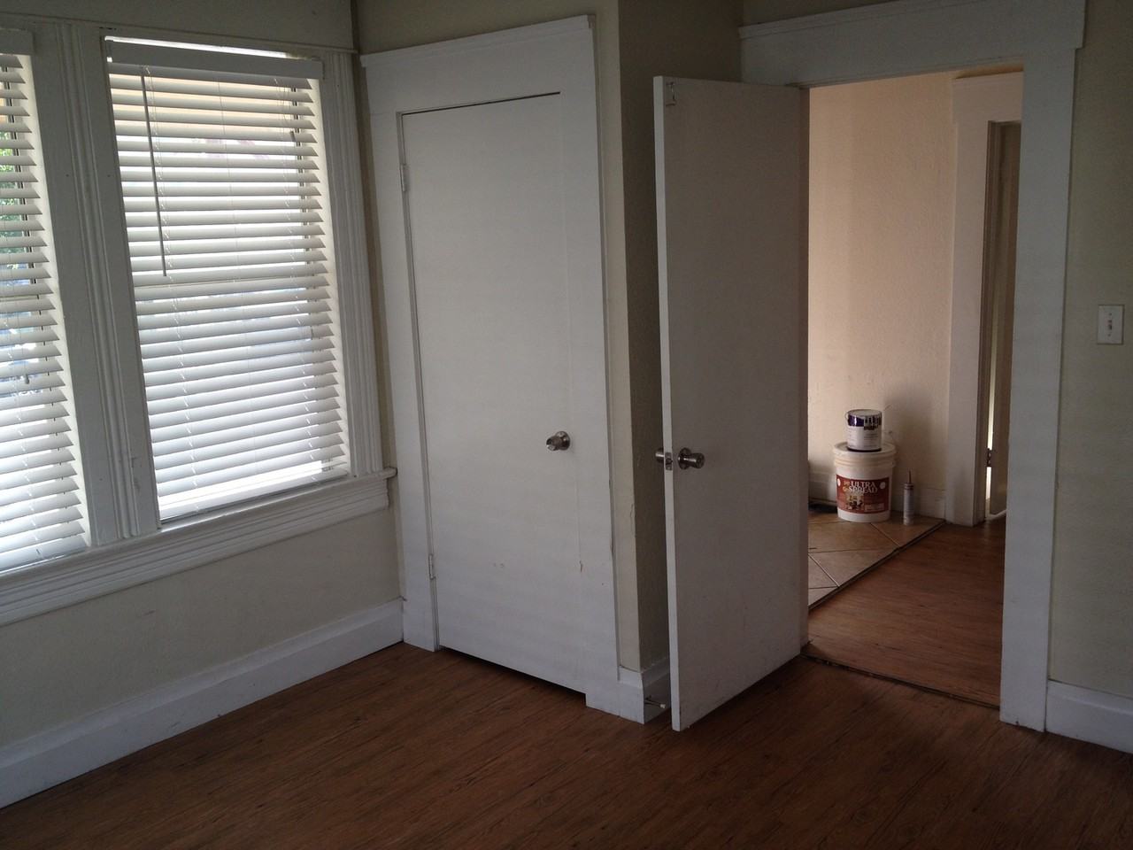 1212 18th Avenue - Photo 3 of 18