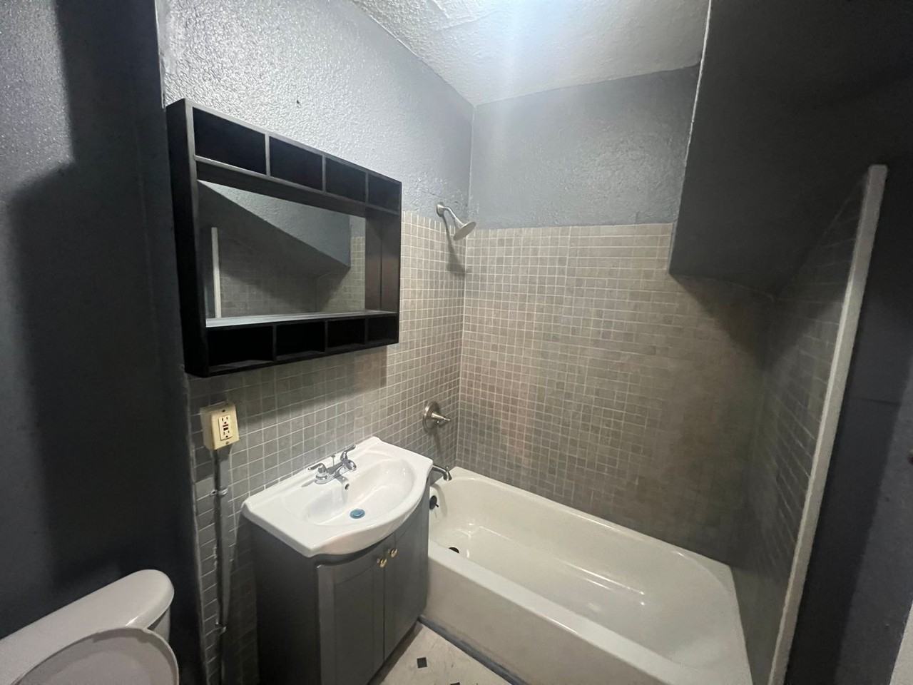 5226 N 38th St - Photo 6 of 6