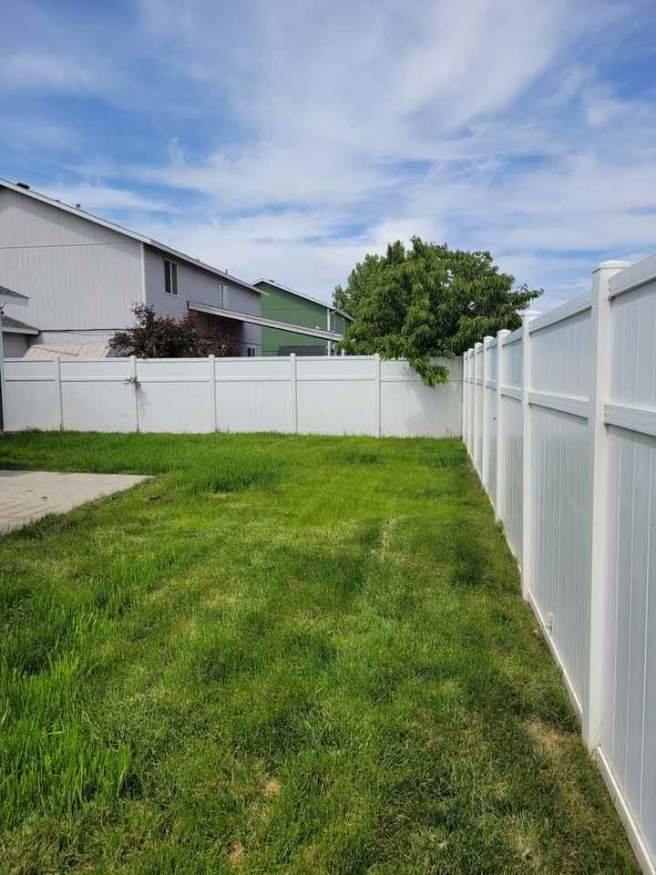 1921 Perch Ave - Photo 3 of 31