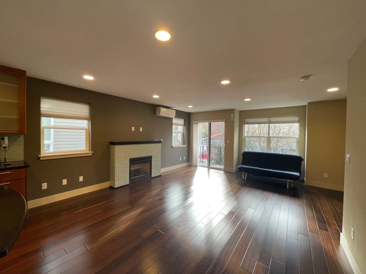 6828A Oswego Pl Ne - Photo 3 of 17