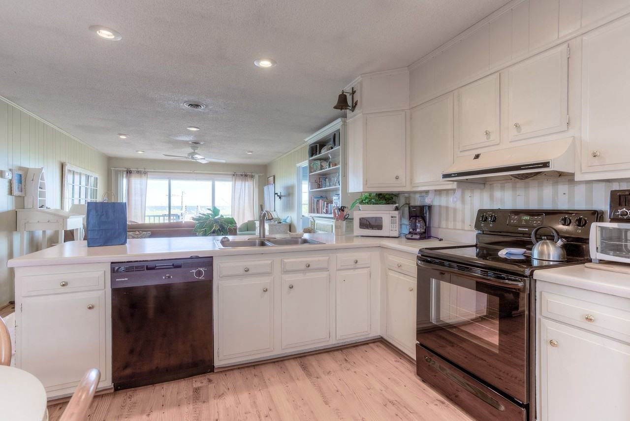 1007 Casalona @ 1007 Carolina Beach Ave S - Photo 3 of 18