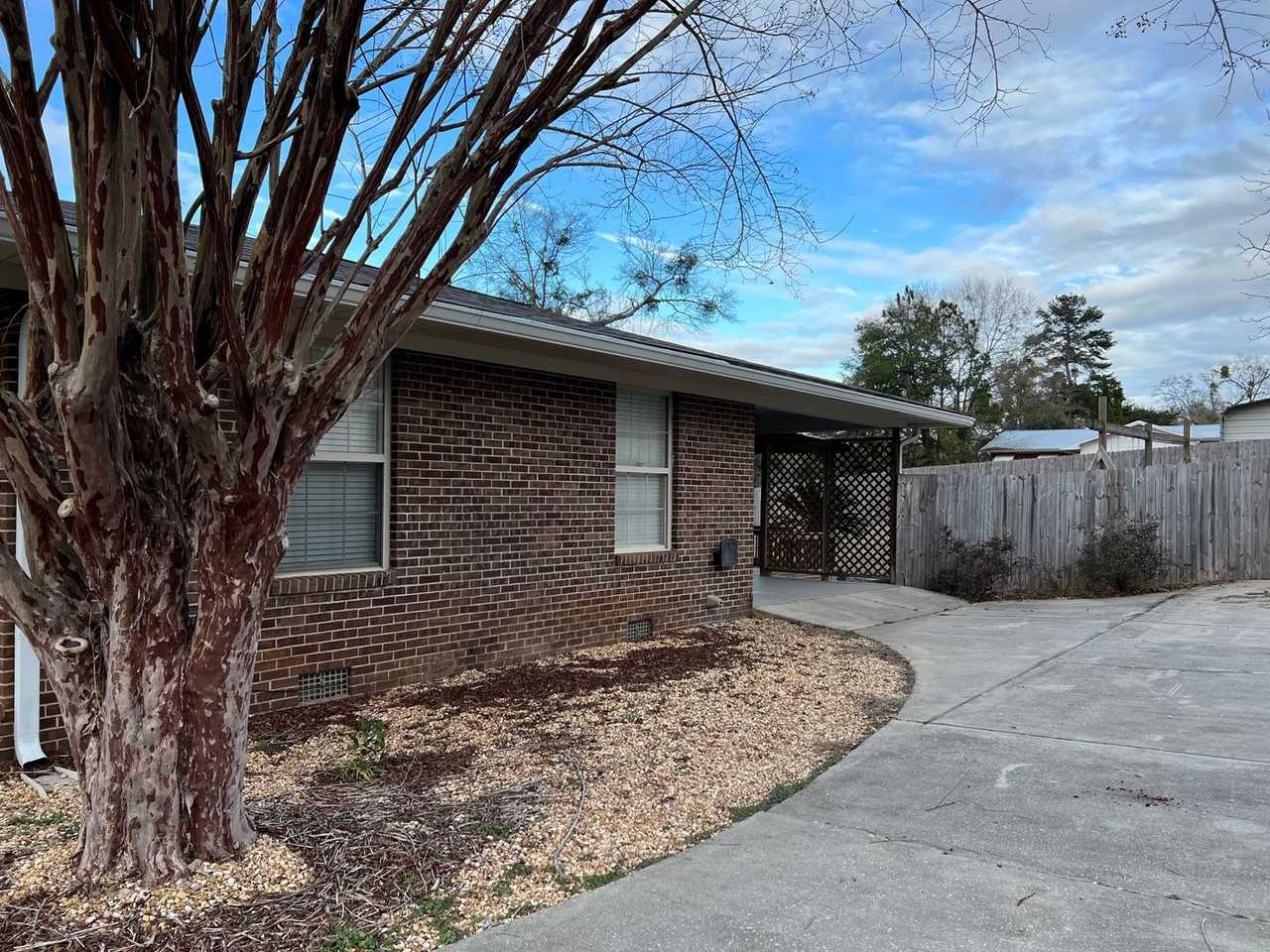 100 Feagin St - Photo 3 of 40