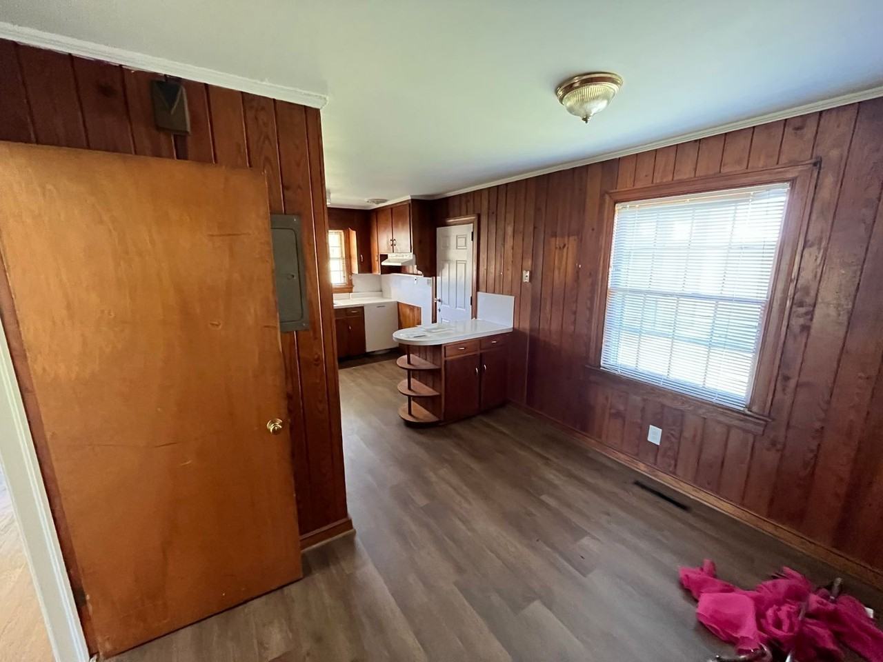 118 Liberty Ln - Photo 5 of 18