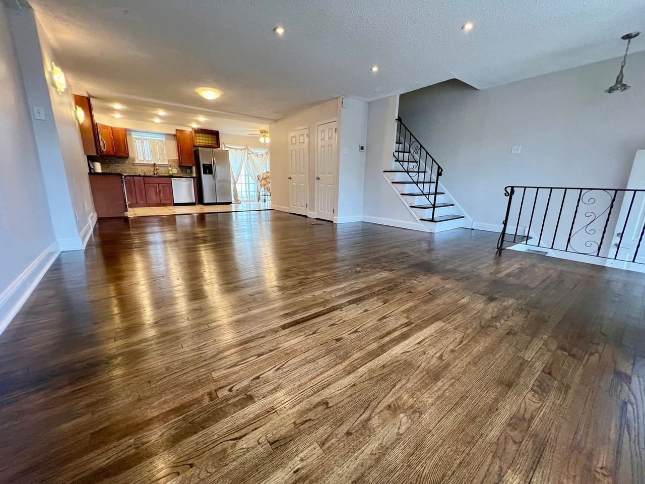 11756 Lanett Rd - Photo 4 of 32