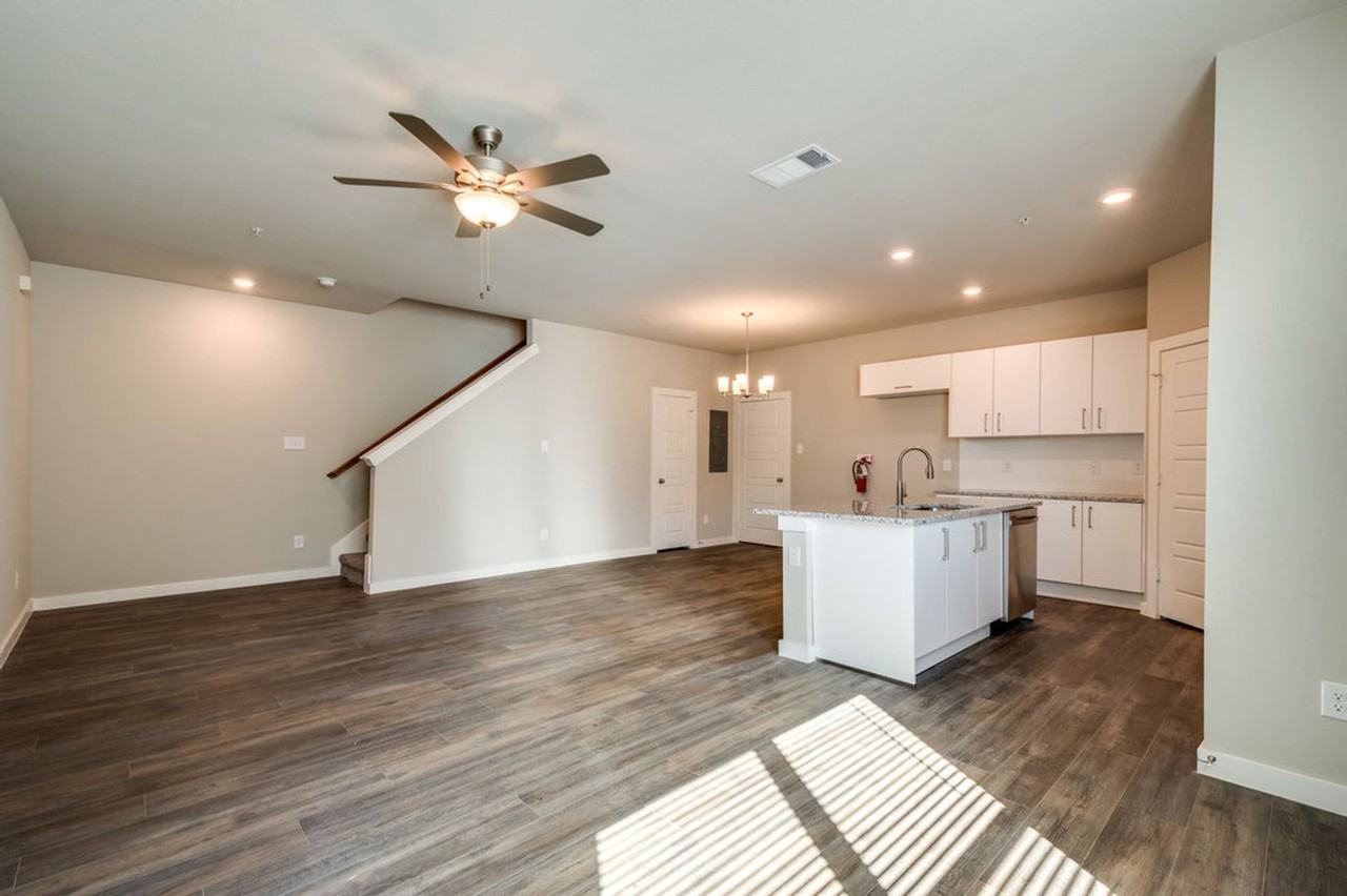 705 Wheatfield Dr