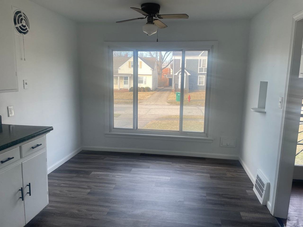 20110 Mountville Dr - Photo 5 of 12