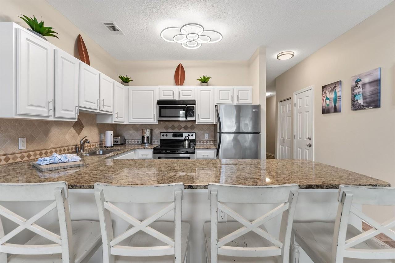 71 Woodward St #221 - Photo 4 of 21