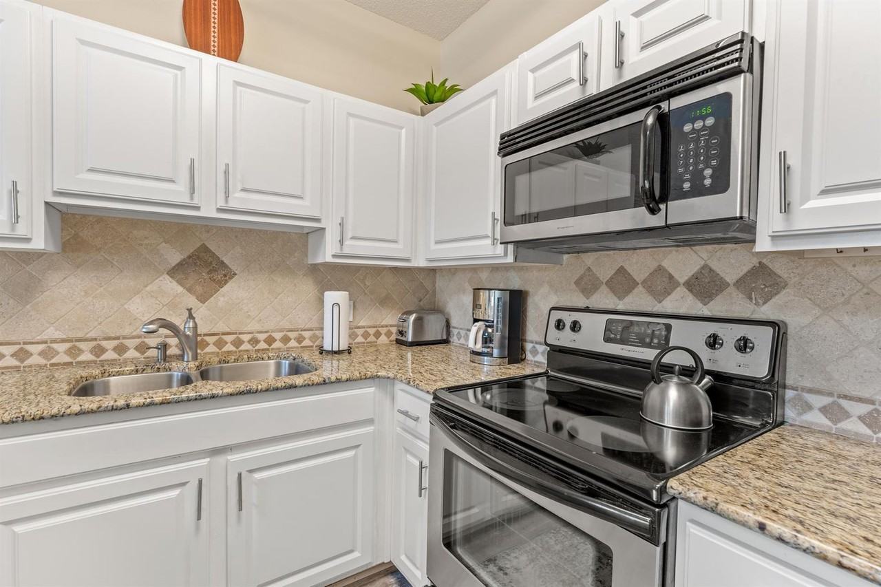 71 Woodward St #221 - Photo 5 of 21