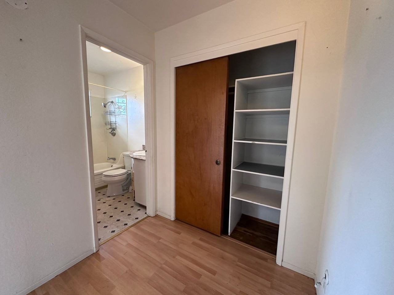 3791 Shafter Ave - Photo 3 of 11