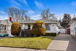 featured image of 3480 Ogden Ave
