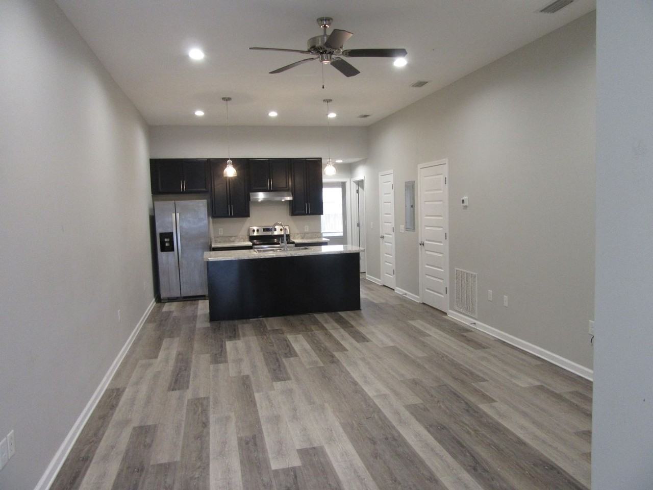 612 Helen Ave - Photo 3 of 23