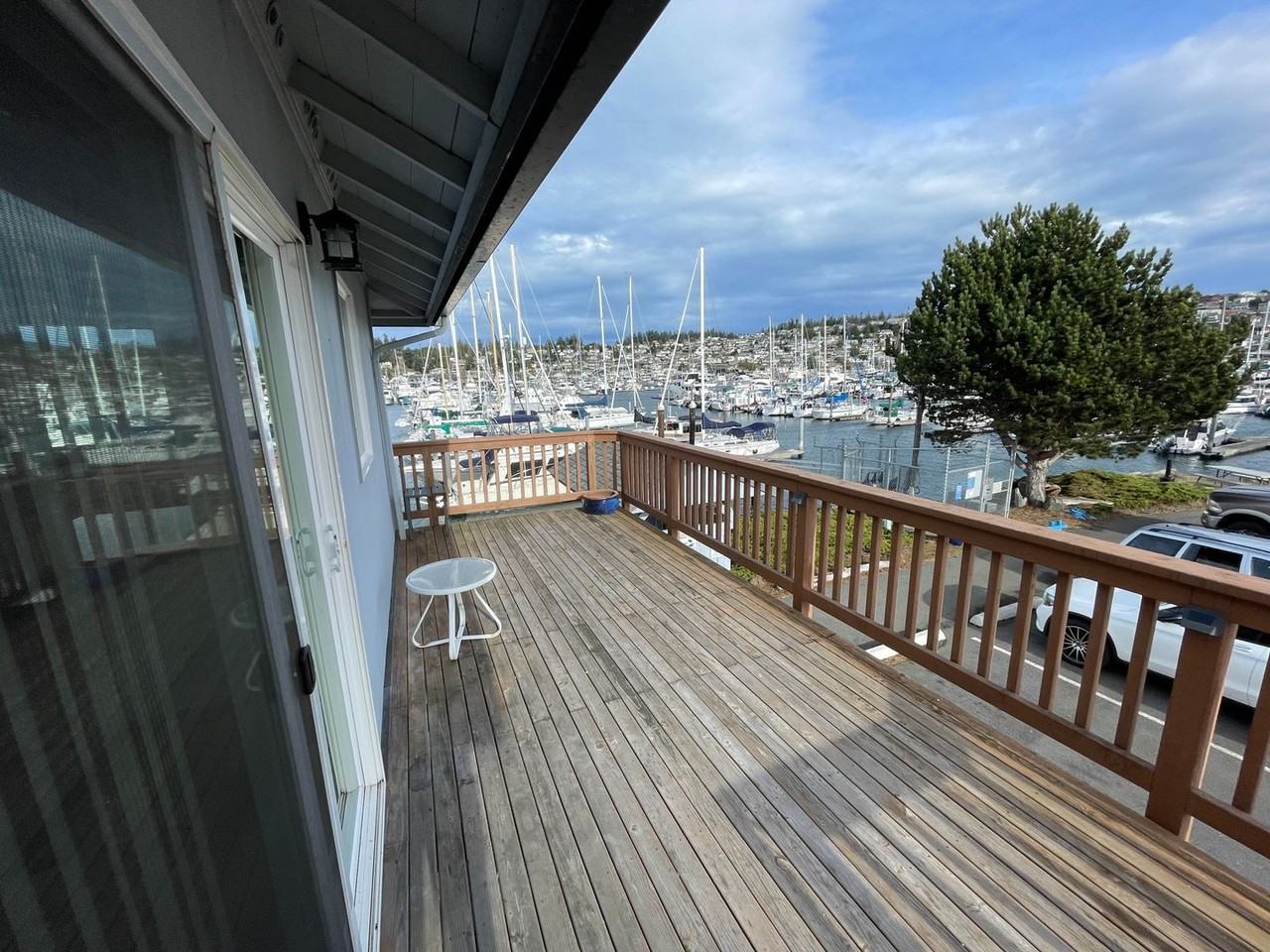 2304 Skyline Way - Photo 5 of 17