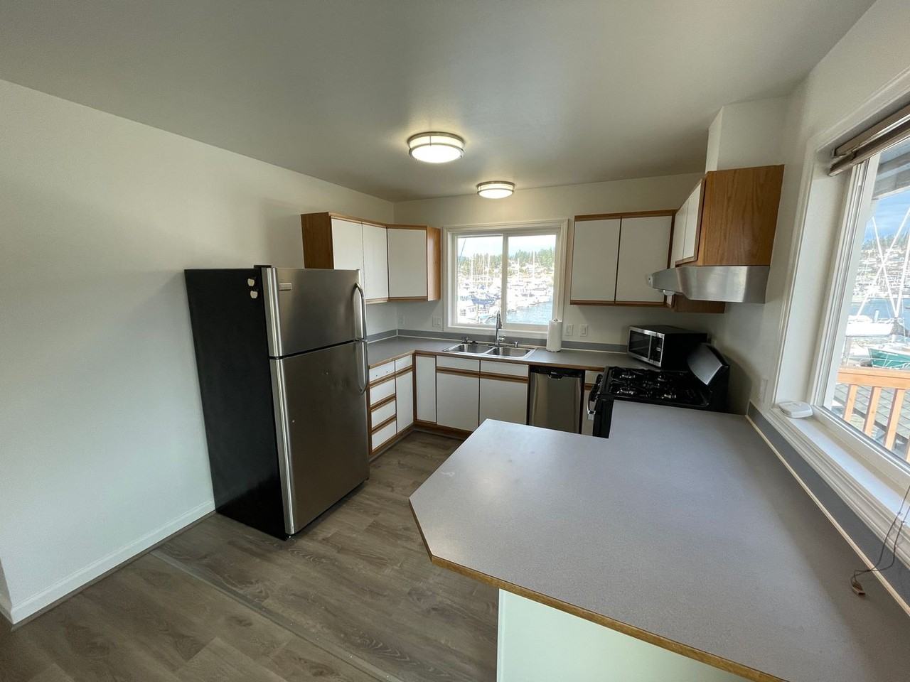 2304 Skyline Way - Photo 7 of 17