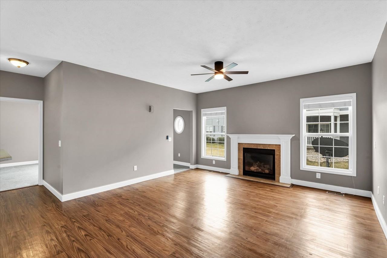 3030 E Stillwater Lndg - Photo 5 of 27