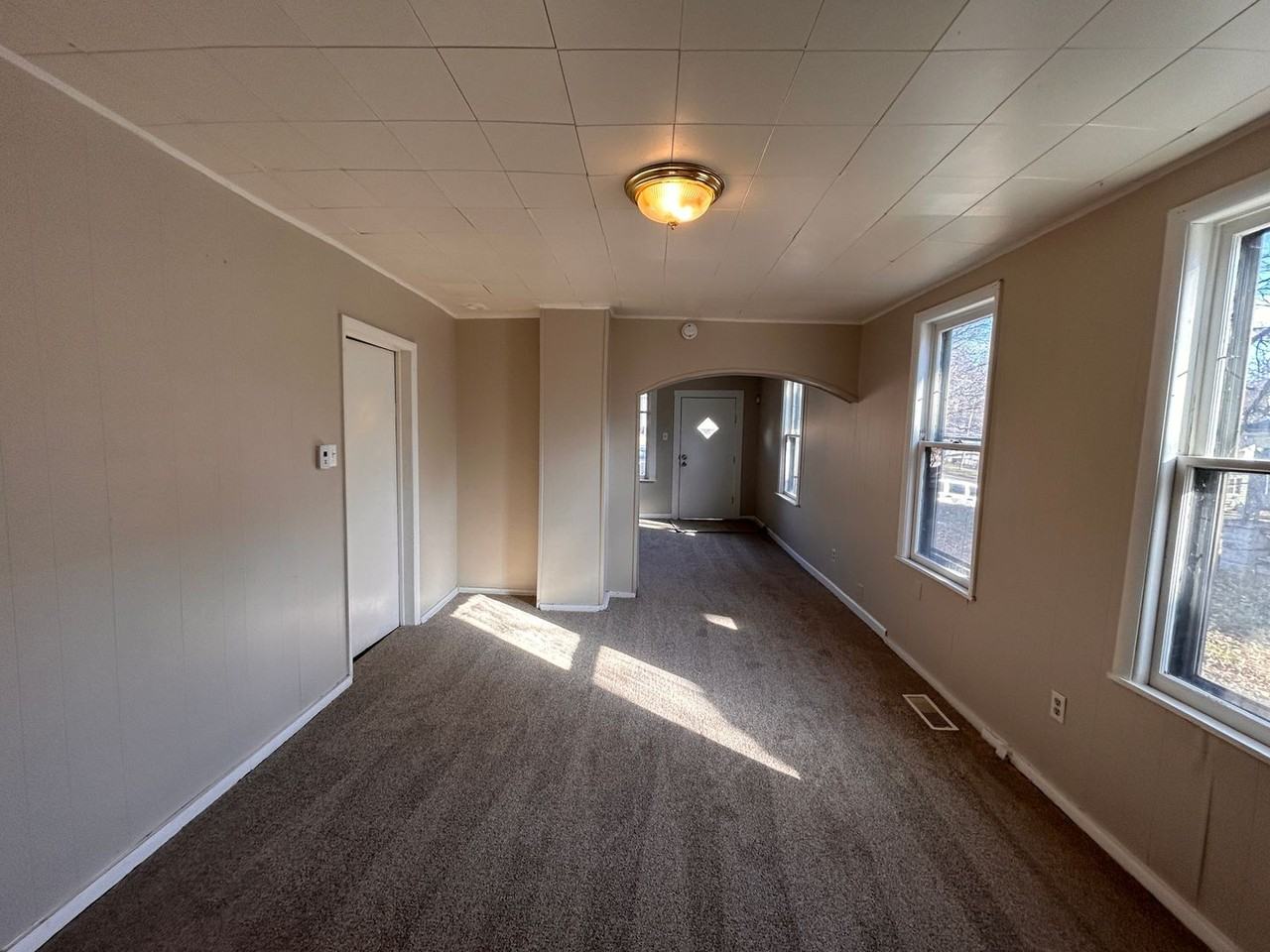 1506 Esplanade Ave - Photo 4 of 12