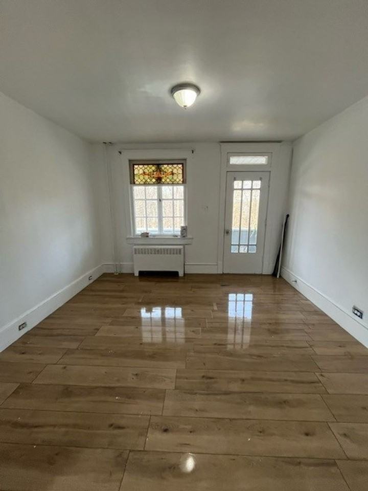 39 W Lehigh St - Photo 3 of 12