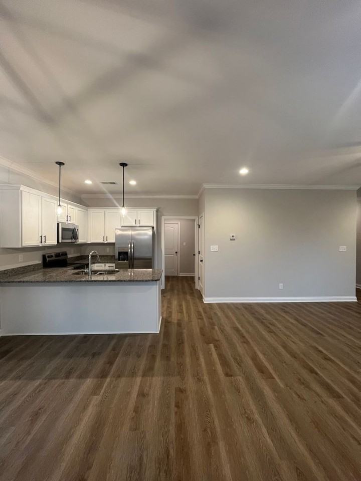 6488 Fortuna Ct - Photo 7 of 25