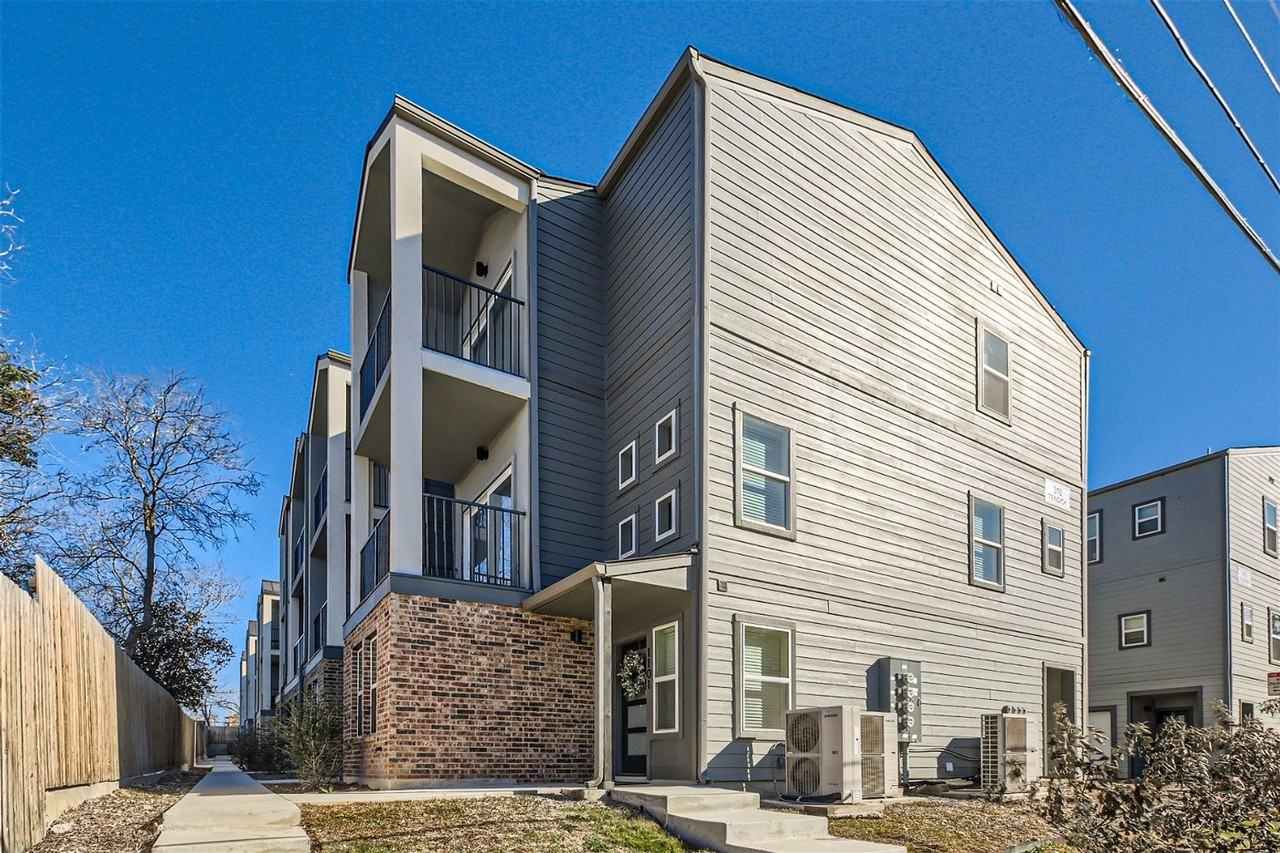 310 Tendick #1102 - Photo 2 of 11