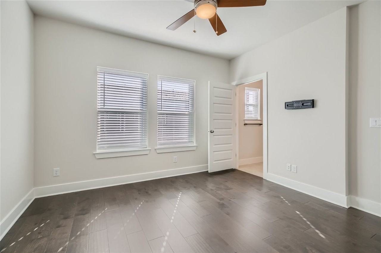 310 Tendick #1102 - Photo 7 of 11