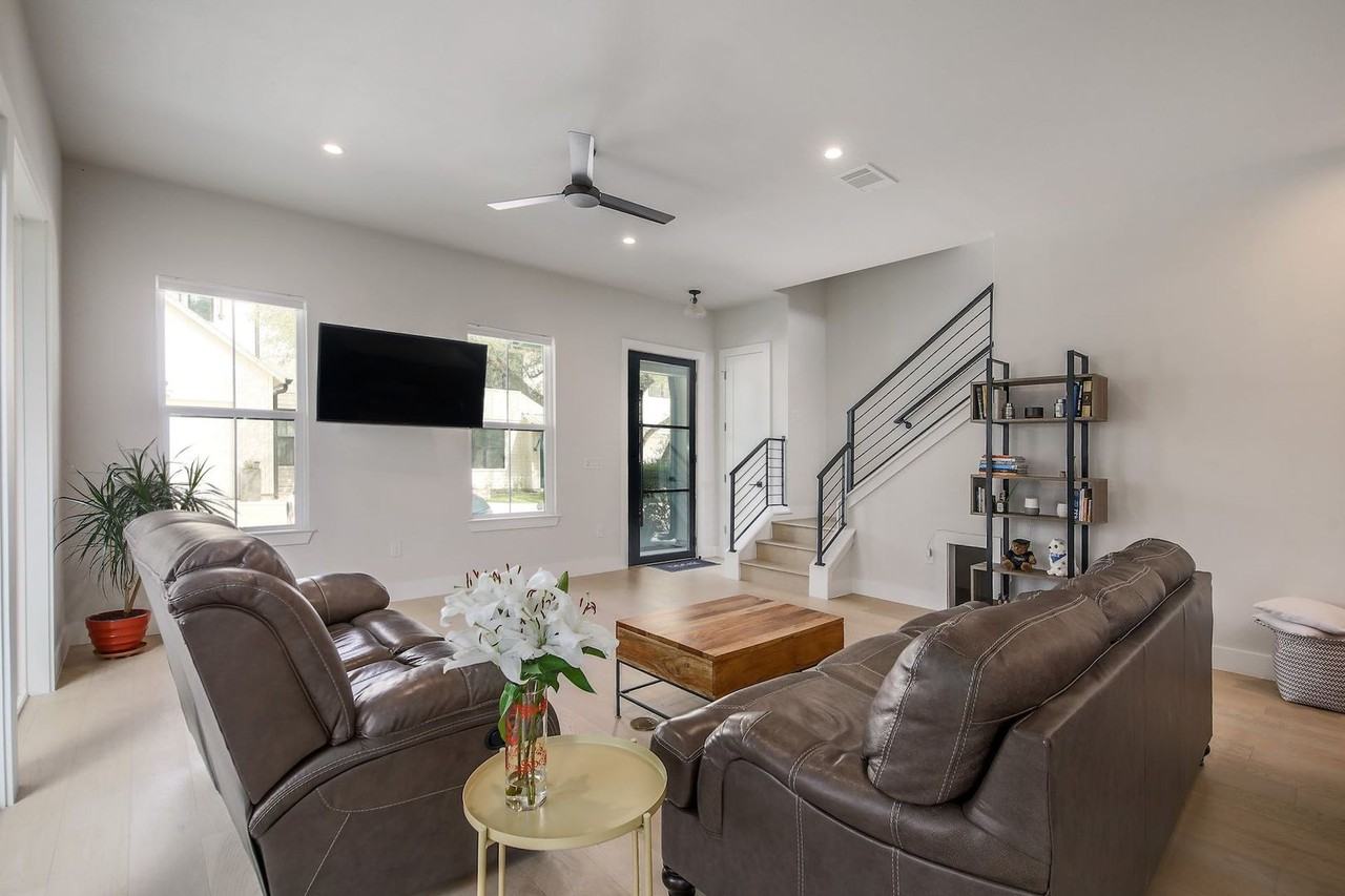 4804 Duval Rd - Photo 4 of 29