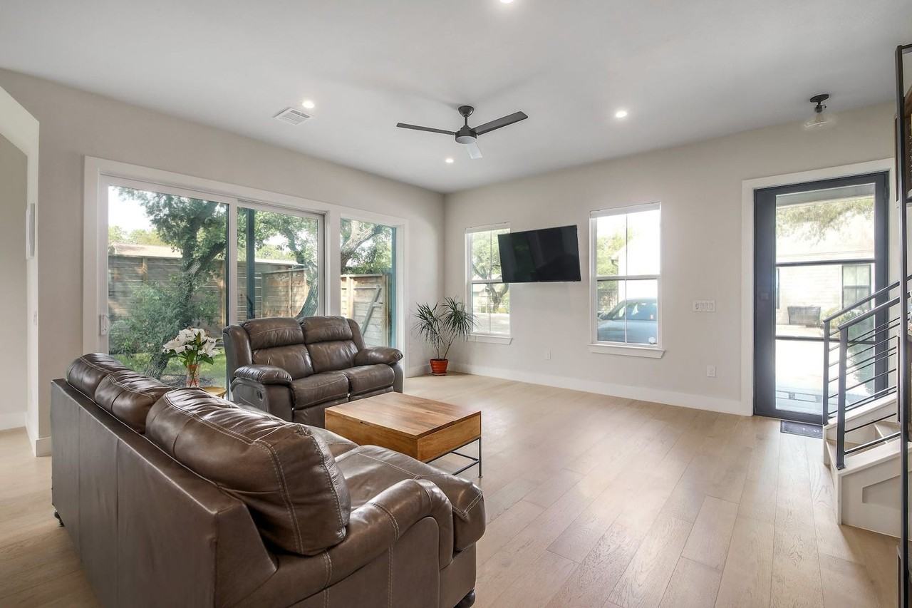 4804 Duval Rd - Photo 6 of 29