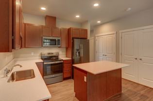 8759 Hanna Ln Ne - Photo 1 of 1