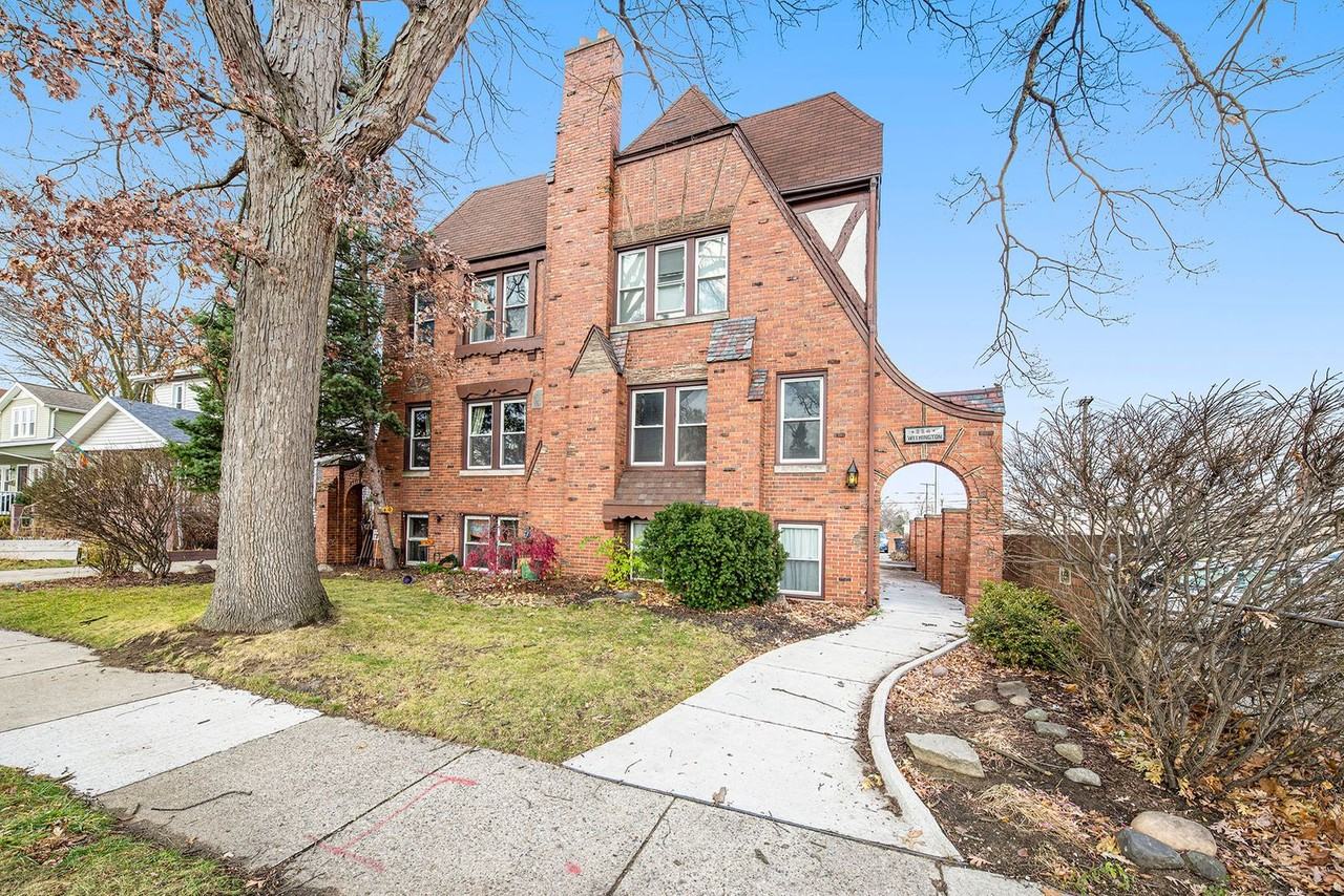 226 Withington St #4 - Photo 3 of 22