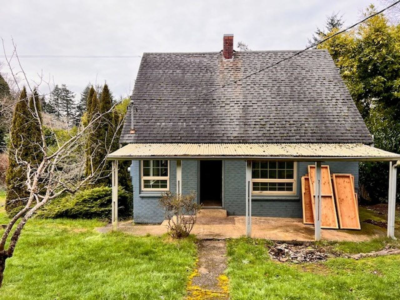 2795 N 12th St - Photo 3 of 38