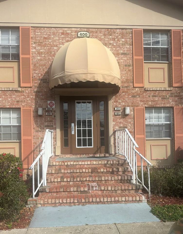 400 Banyon Tree Cir - Photo 5 of 18