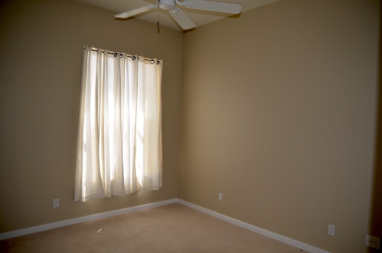 11835 Gennaro Ln - Photo 7 of 10