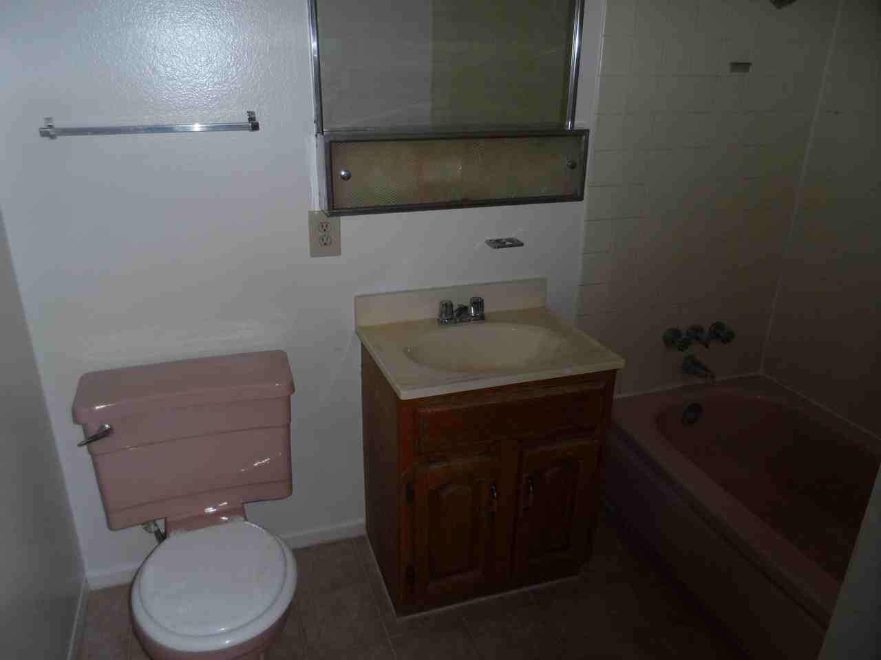 3727 Hazelwood St #25 - Photo 6 of 8