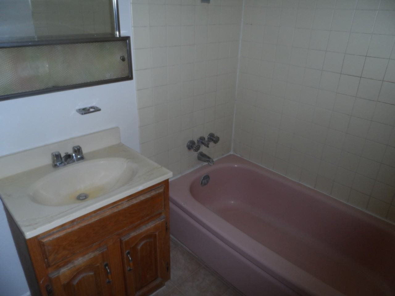 3727 Hazelwood St #25 - Photo 7 of 8