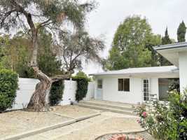 featured image of 7624 Flight Ave