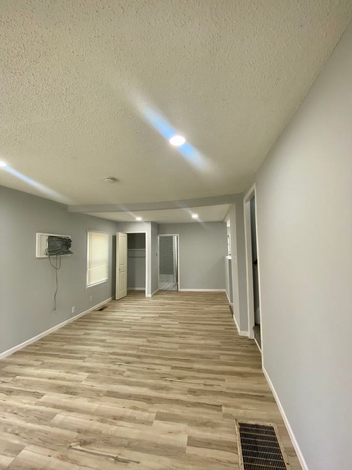 3415 23rd Ave S - Photo 4 of 22