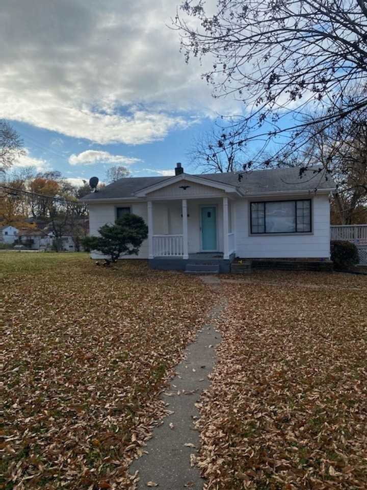 3203 Wismer Rd - Photo 3 of 26