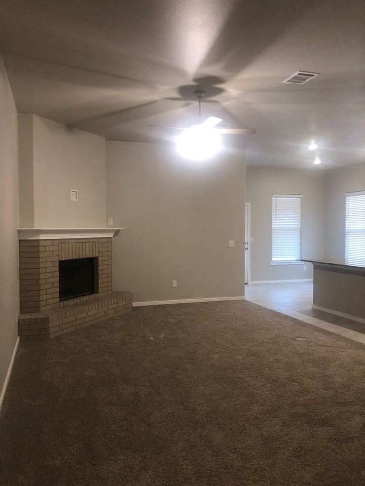 7907 Bellamy Dr - Photo 6 of 31