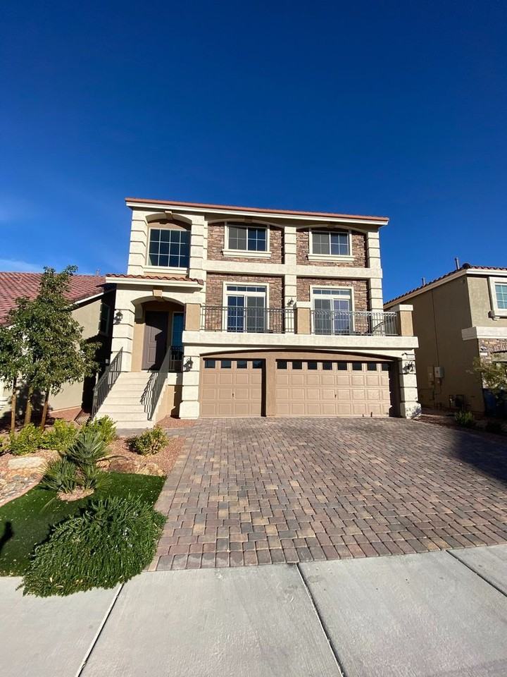 10164 Driftwood Estate Street