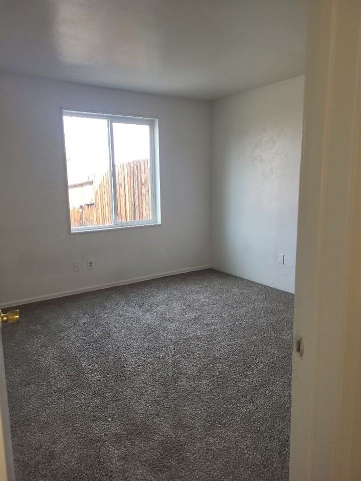 5203 Allegheny St - Photo 3 of 18