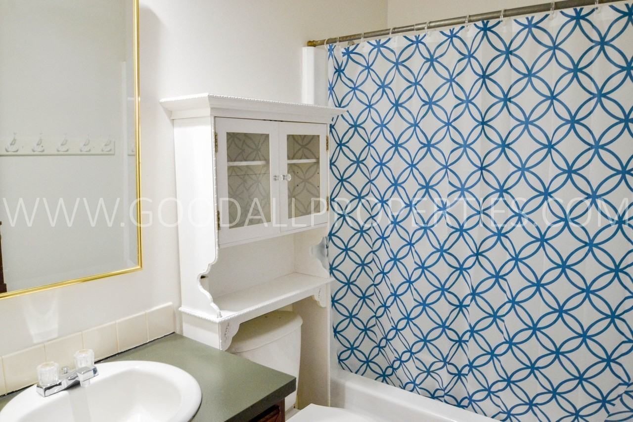 3421 Merle Hay Rd - Photo 4 of 7