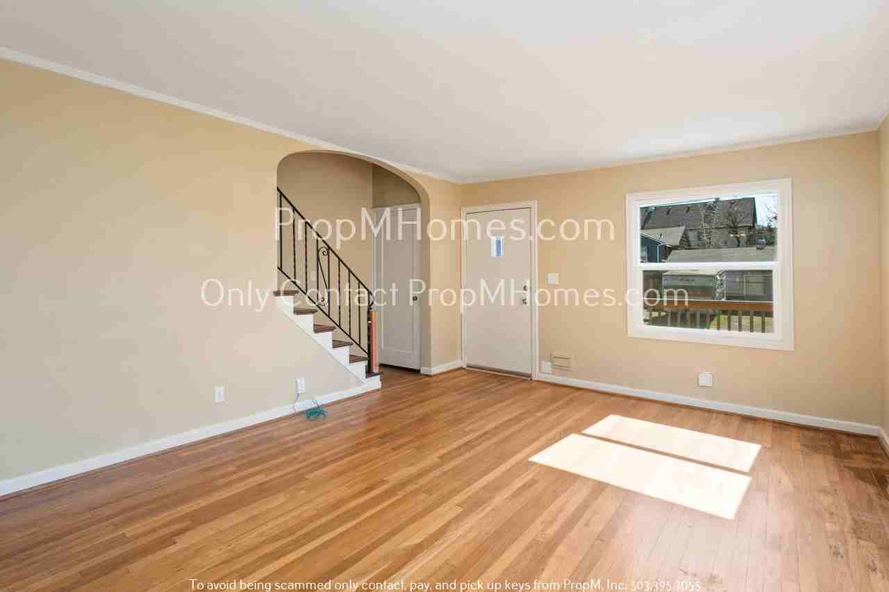 5127 Se Tibbetts St - Photo 2 of 21