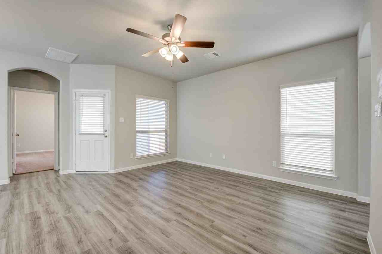 6544 Castle Loch Ct - Photo 3 of 20